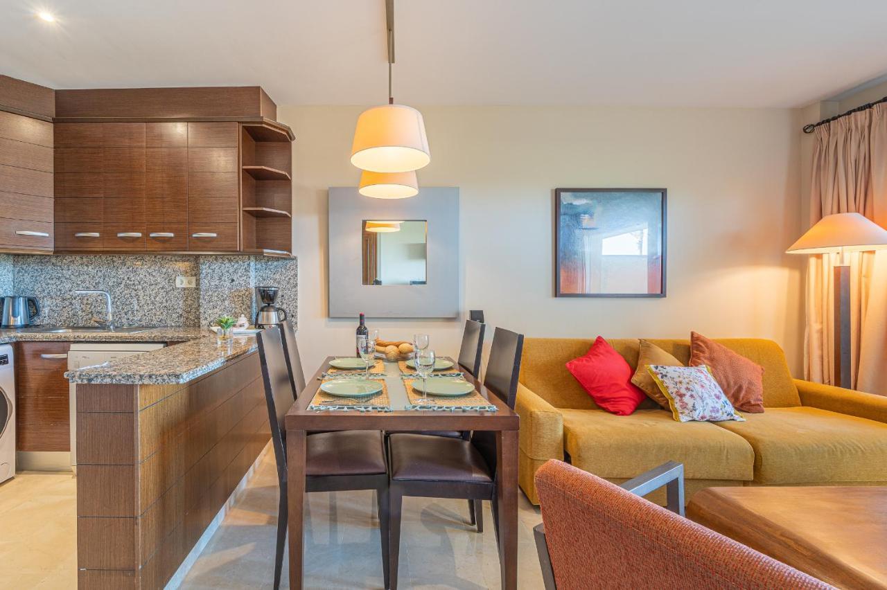Mijas Costa, Near To Beach, Wyndham Apartment *